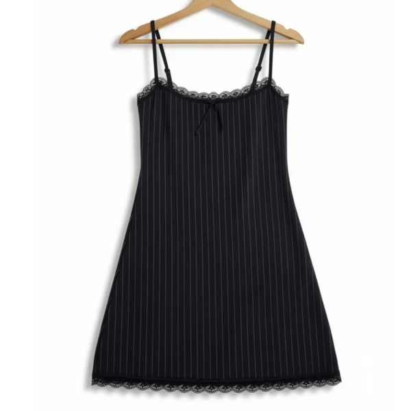 Vestido Negro Rayado Puntilla